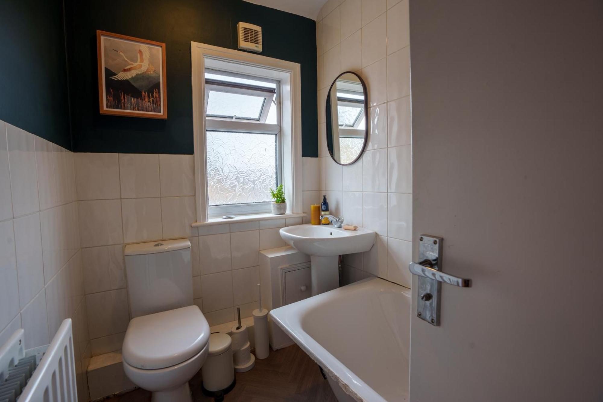 Stay With Airhgt @ Luxe Apartment In Central Harrogate Esterno foto